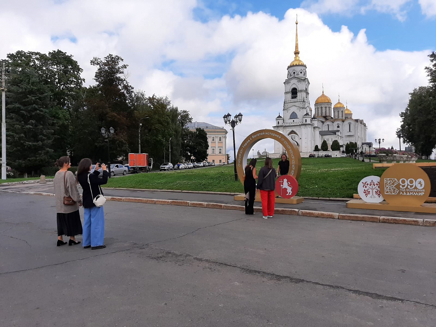 Оформление ко Дню города Владимира